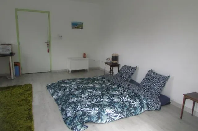 Chambre 20M2 Avec Salle De Bain Privee Dans Maison En Bois Lavaur  Homestay